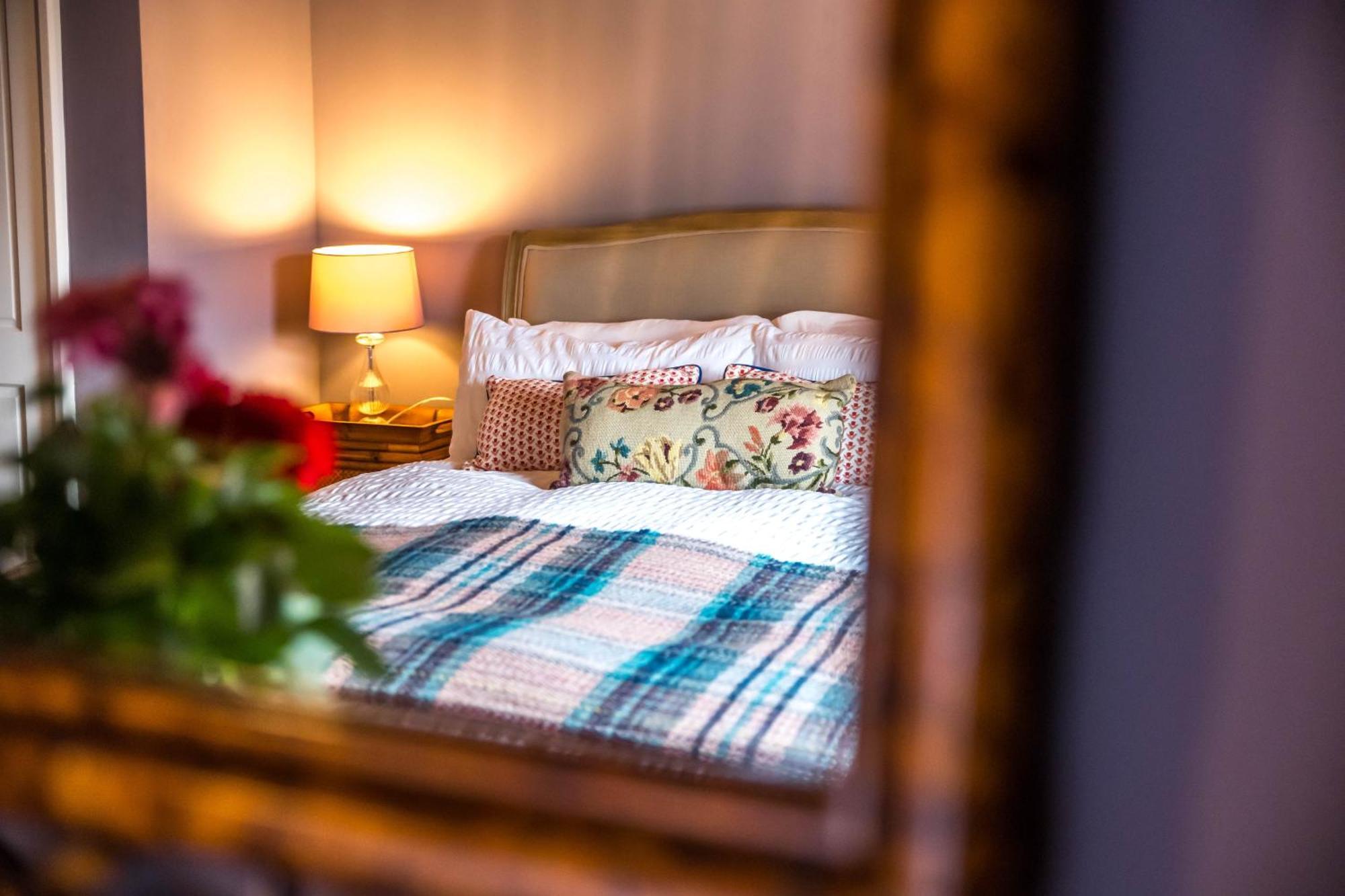 Large Country Cottage, Sleeps 8 - Spa Facilities, Garden Bar, Catering Services, Free Parking, Nature Reserve, Hen Parties Scunthorpe Eksteriør billede
