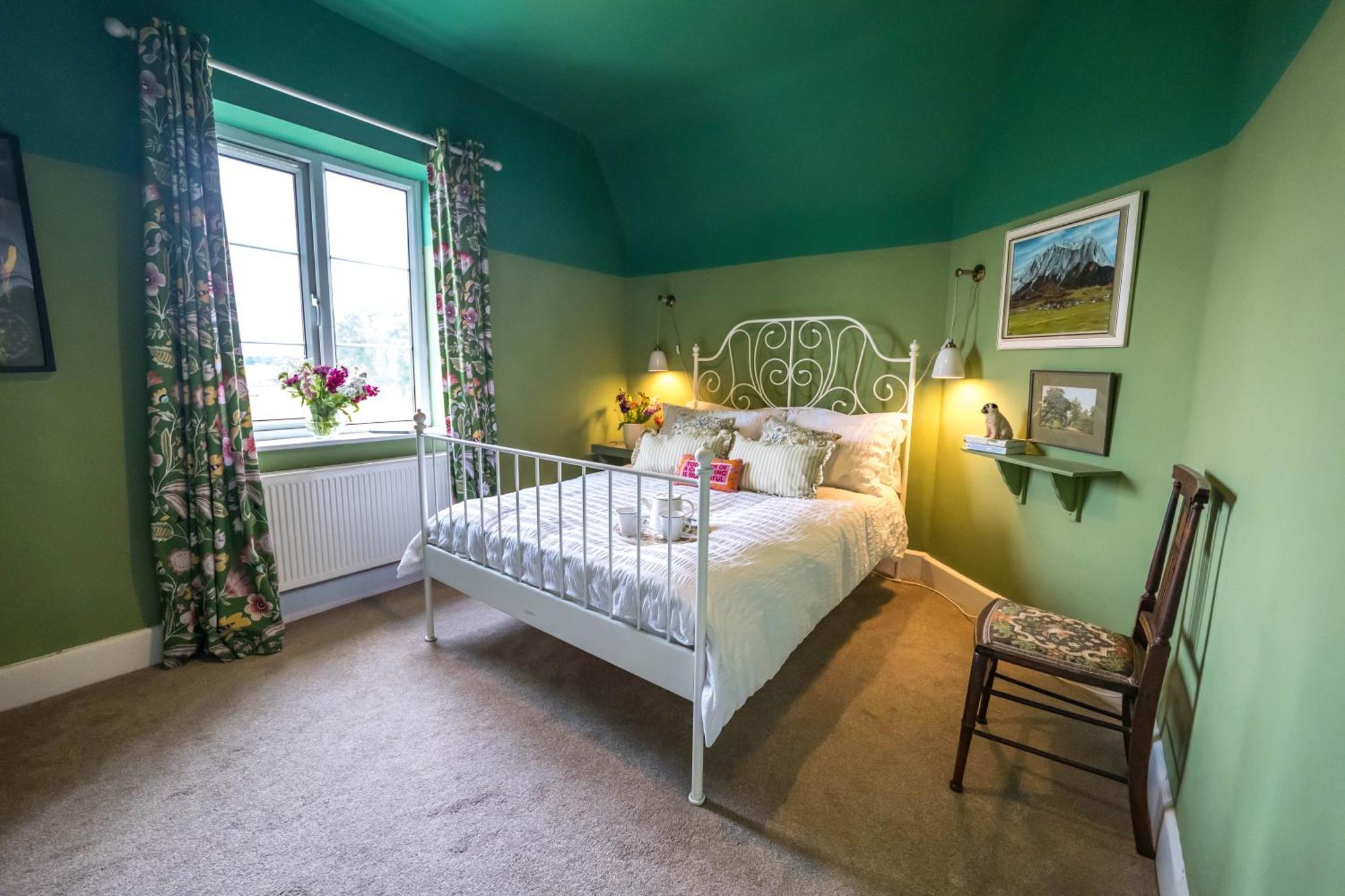 Large Country Cottage, Sleeps 8 - Spa Facilities, Garden Bar, Catering Services, Free Parking, Nature Reserve, Hen Parties Scunthorpe Eksteriør billede