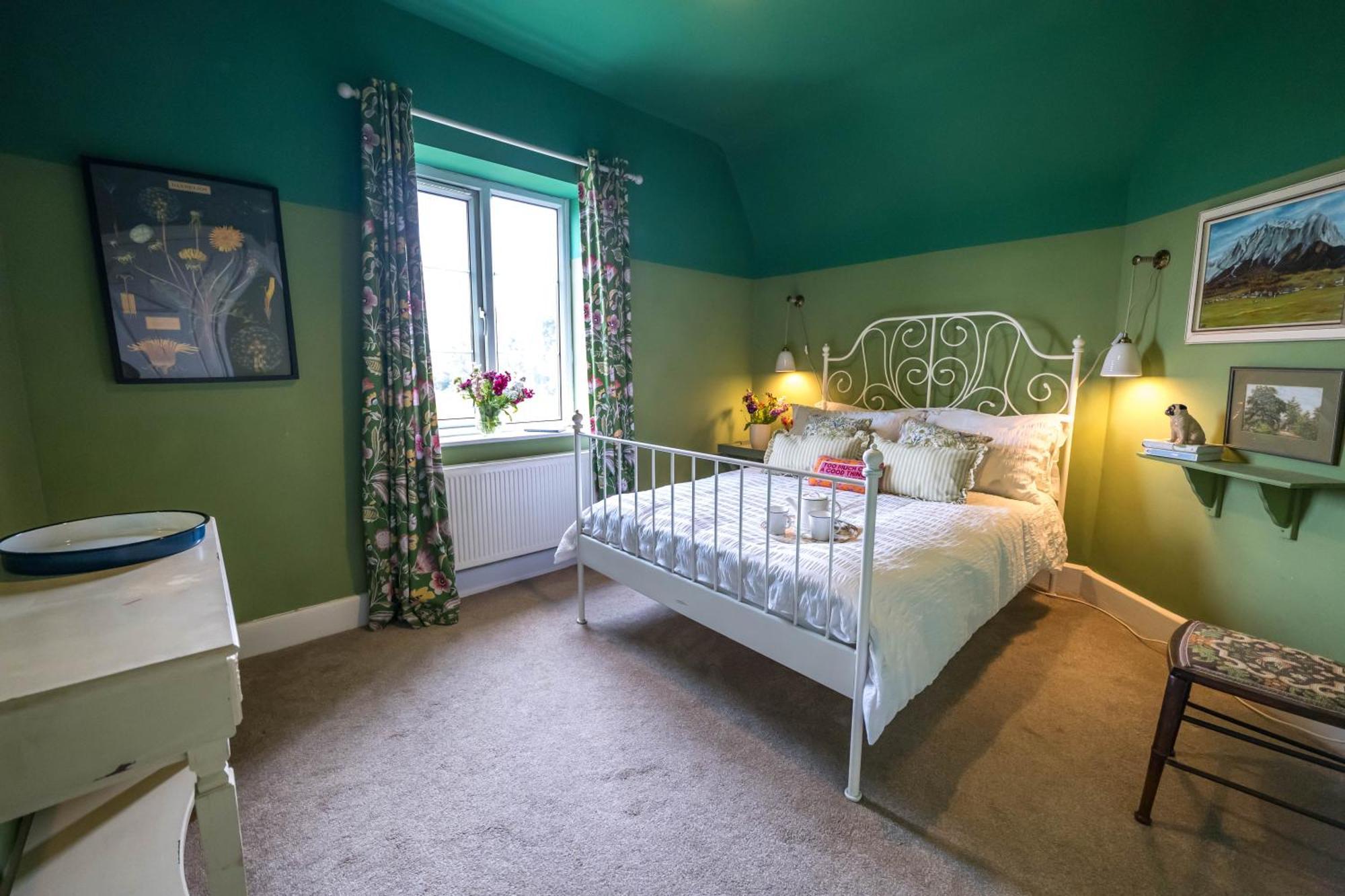 Large Country Cottage, Sleeps 8 - Spa Facilities, Garden Bar, Catering Services, Free Parking, Nature Reserve, Hen Parties Scunthorpe Eksteriør billede