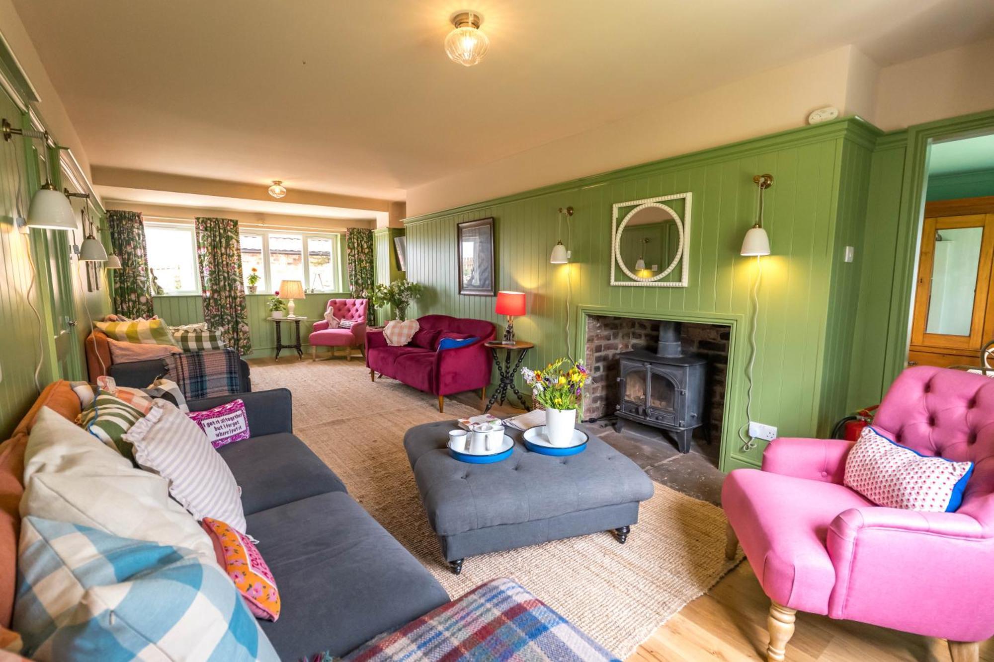 Large Country Cottage, Sleeps 8 - Spa Facilities, Garden Bar, Catering Services, Free Parking, Nature Reserve, Hen Parties Scunthorpe Eksteriør billede
