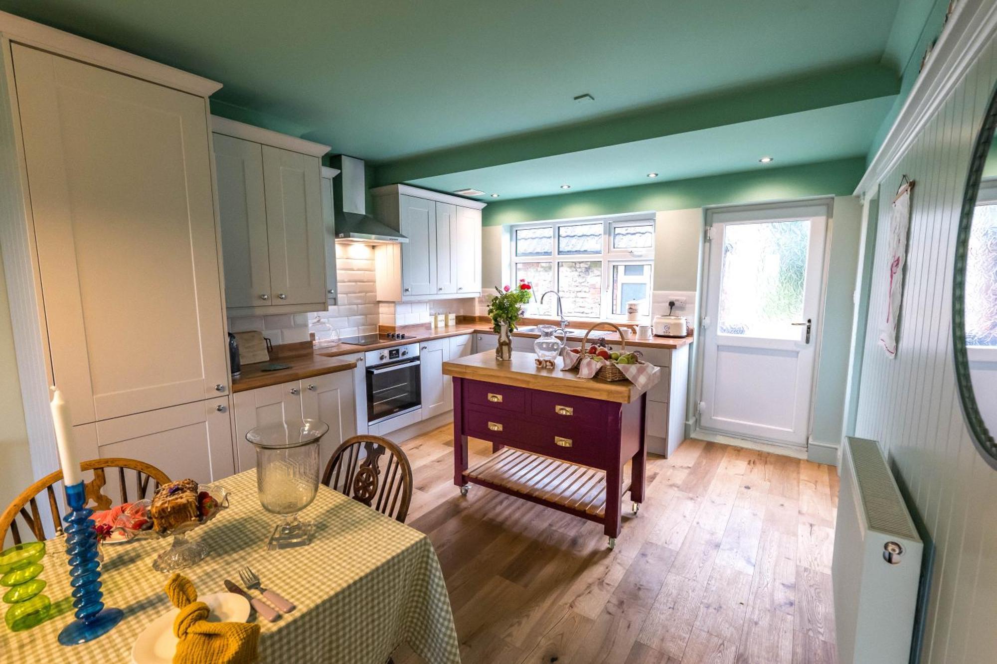 Large Country Cottage, Sleeps 8 - Spa Facilities, Garden Bar, Catering Services, Free Parking, Nature Reserve, Hen Parties Scunthorpe Eksteriør billede