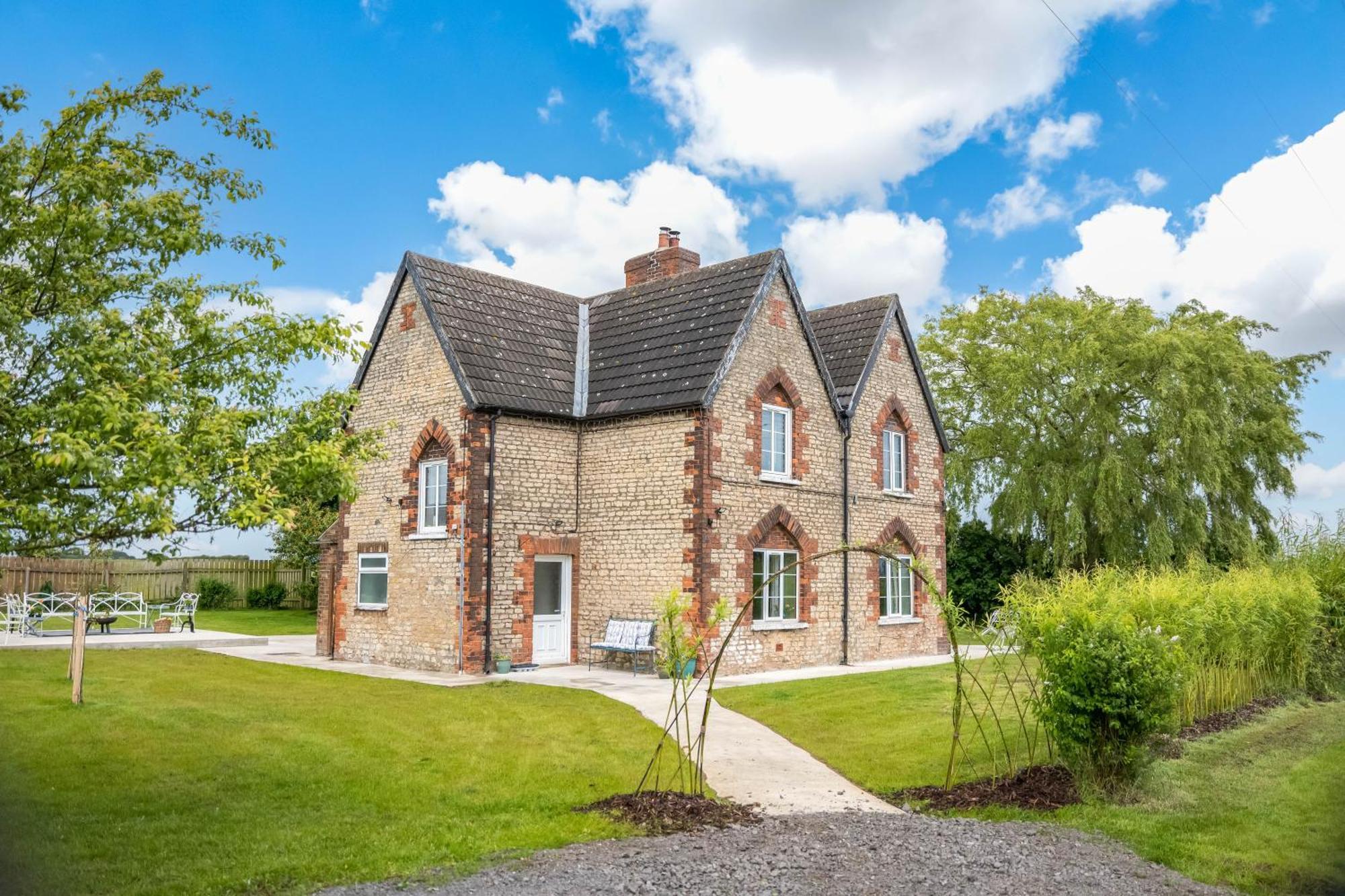 Large Country Cottage, Sleeps 8 - Spa Facilities, Garden Bar, Catering Services, Free Parking, Nature Reserve, Hen Parties Scunthorpe Eksteriør billede