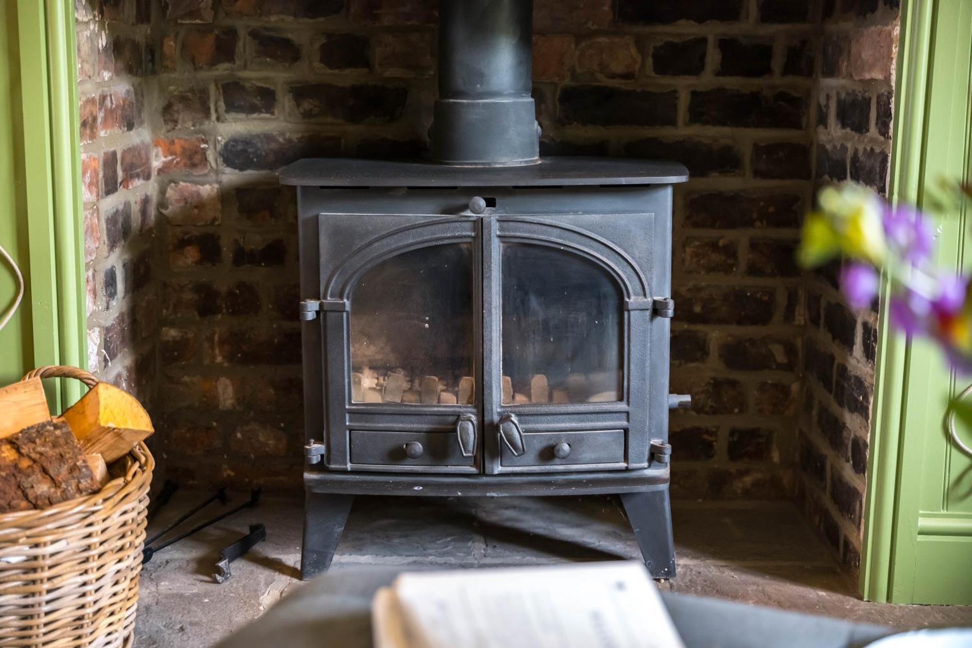 Large Country Cottage, Sleeps 8 - Spa Facilities, Garden Bar, Catering Services, Free Parking, Nature Reserve, Hen Parties Scunthorpe Eksteriør billede